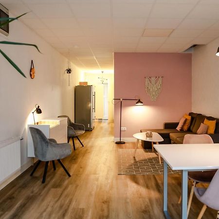 Ruim Appartement In Centrum يرسك المظهر الخارجي الصورة